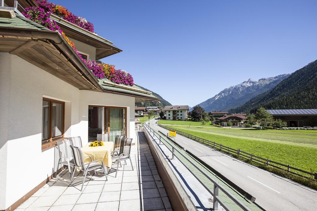 Art Apartment Neustift im Stubaital Exterior photo
